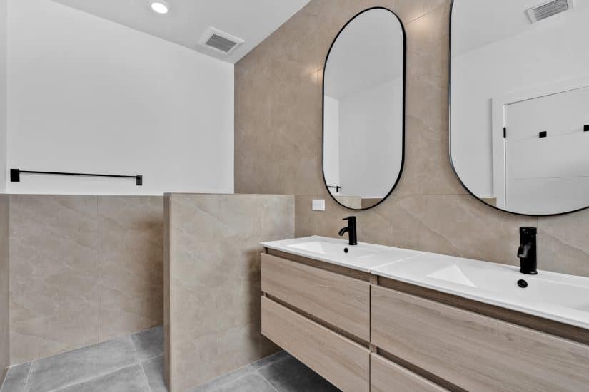 Bathroom Image